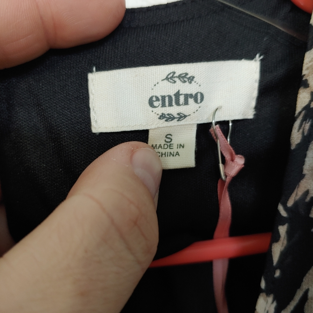 Entro Black & Tan Ruffle Romper - Picture 3 of 10